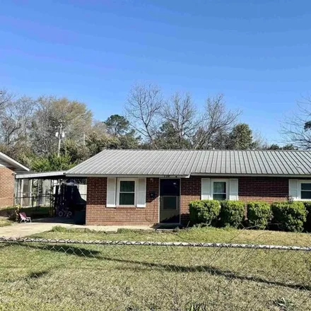 Buy this 3 bed house on 779 Crestwood Terrace in Warner Robins, GA 31088