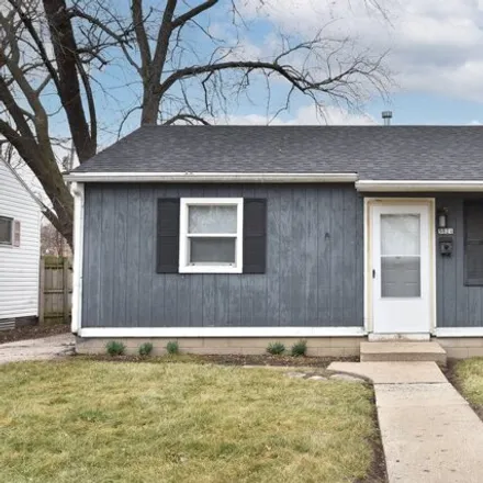 Buy this 2 bed house on 5021 North 48th Street in Milwaukee, WI 53218