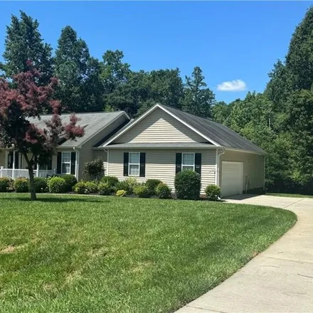 Buy this 3 bed house on 7729 Springdale Meadow Drive in Stokesdale, Guilford County