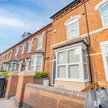 Rent this 7 bed apartment on 37 Heeley Road in Selly Oak, B29 6DP