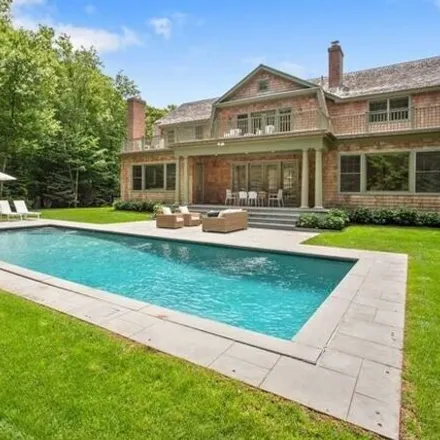Rent this 5 bed house on 6 Southwood Court in Amagansett, East Hampton