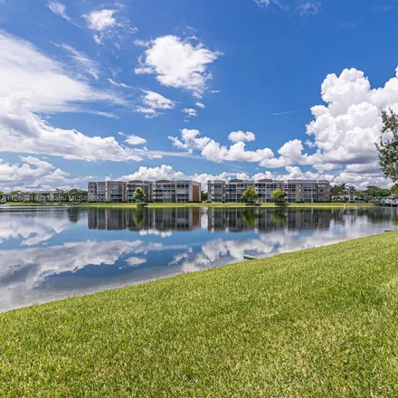 Image 7 - 7739 Southampton Terrace, Tamarac, FL 33321, USA - Condo for sale