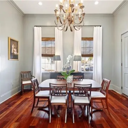 Image 4 - 528 Valence Street, New Orleans, LA 70115, USA - House for sale
