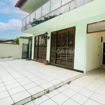 Buy this 2 bed house on Rua Diamantina 119 in Floresta, Joinville - SC