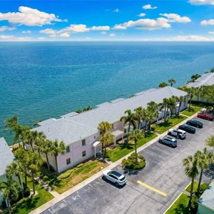 Buy this 2 bed condo on 4822 Coquina Key Dr Se Apt B in Saint Petersburg, Florida
