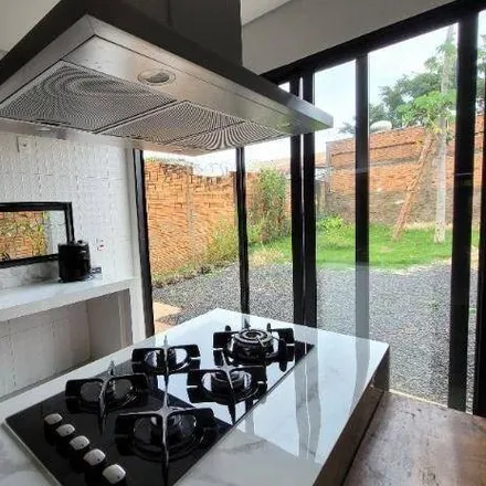 Buy this 2 bed house on Avenida Nenê Sabino in Santa Marta, Uberaba - MG