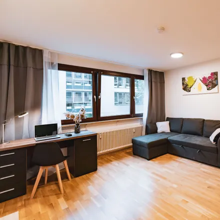 Rent this 2 bed apartment on Rollnerstraße 13 in 90408 Nuremberg, Germany