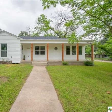 Buy this 3 bed house on 2124 North 9th Street in Temple, TX 76501