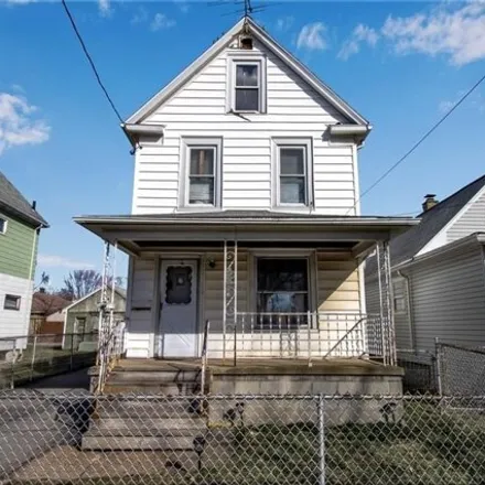 Buy this 3 bed house on 2774 Monroe Avenue in City of Niagara Falls, NY 14303