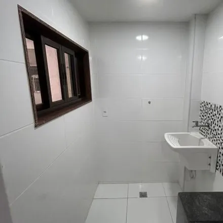 Rent this 2 bed apartment on Rua Ana Neri in Jardim 25 de Agosto, Duque de Caxias - RJ