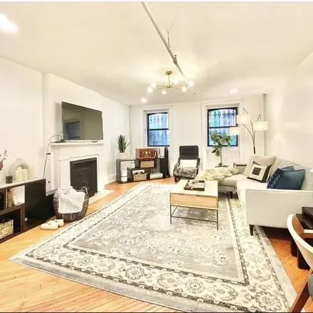 Image 3 - 139 Gates Avenue, New York, NY 11238, USA - Townhouse for rent