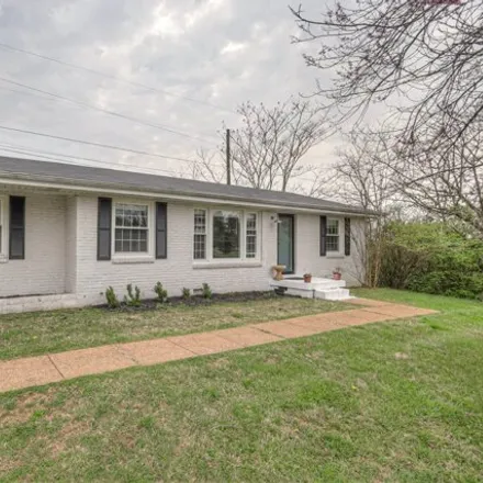Buy this 3 bed house on Ashland City Road in Glendale Drive, Clarksville