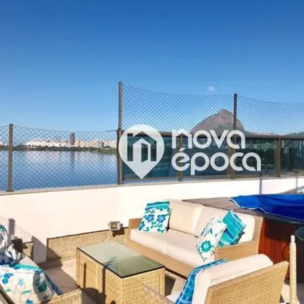 Buy this 4 bed apartment on Avenida Borges de Medeiros in Lagoa, Rio de Janeiro - RJ