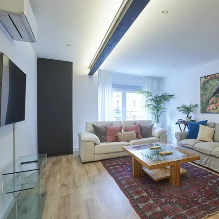 Rent this 3 bed apartment on Rastro Market in Paseo de Tilos asiáticos, 28005 Madrid