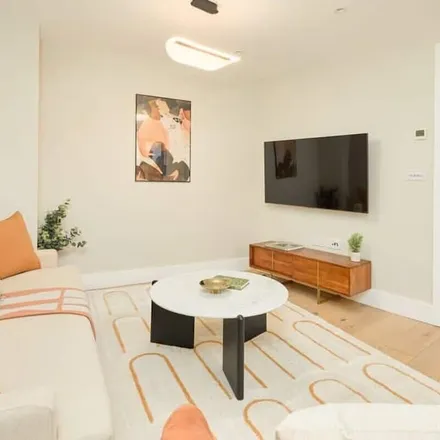 Rent this 1 bed apartment on London in NW8 8NQ, United Kingdom