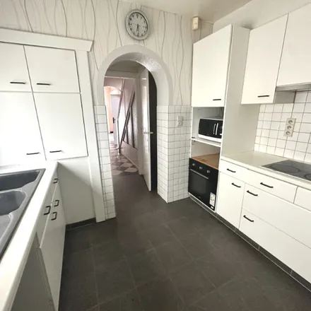 Rent this 1 bed apartment on Kollegestraat 33 in 2440 Geel, Belgium