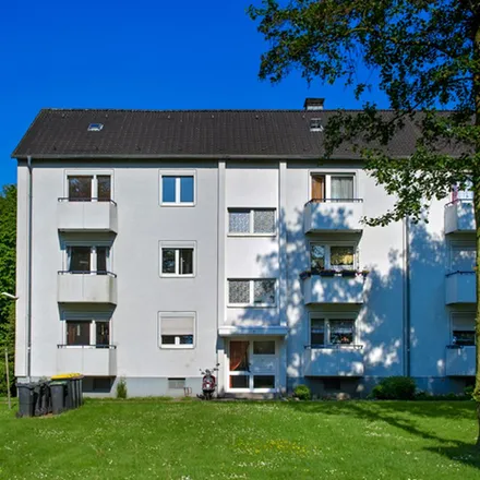 Rent this 3 bed apartment on Feldstraße 20 in 59192 Bergkamen, Germany
