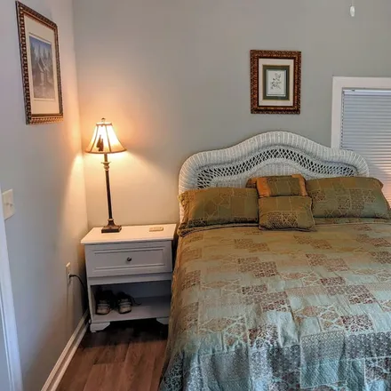 Rent this 1 bed apartment on Beaufort in SC, 29902