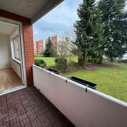 Rent this 3 bed apartment on Kirchweg 31 in 21365 Adendorf, Germany