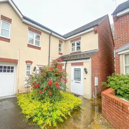 Buy this 1 bed apartment on 69 Middlewood Close in Elmdon Heath, B91 2TZ