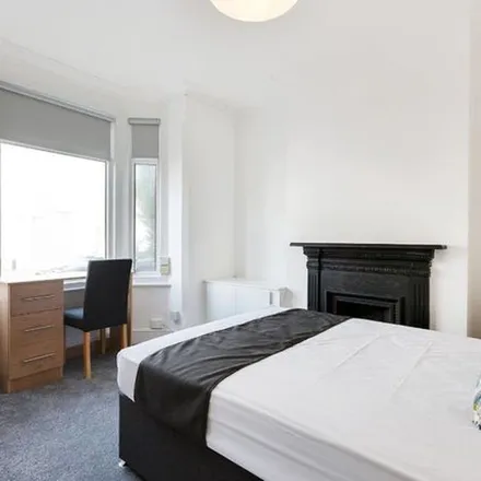 Rent this 4 bed duplex on Marthill in Lower Regent Street, Beeston