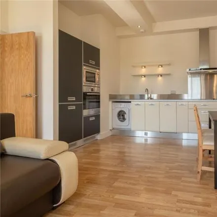 Image 1 - Aspley House, Firth Street, Huddersfield, HD1 3BZ, United Kingdom - Room for rent