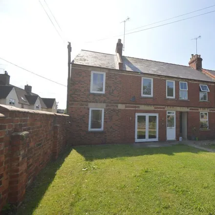Rent this 5 bed house on City Bank Local Nature Reserve in City Bank Road, Chesterton