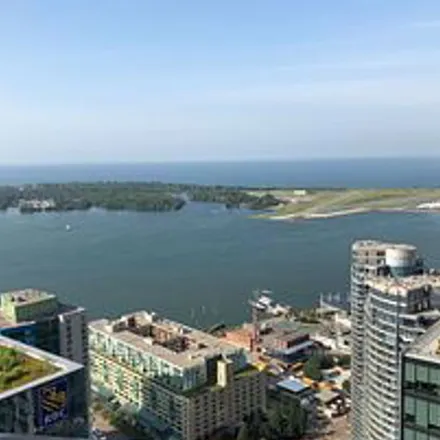 Image 5 - 88 Harbour Street, Old Toronto, ON M5J 0B5, Canada - Apartment for rent