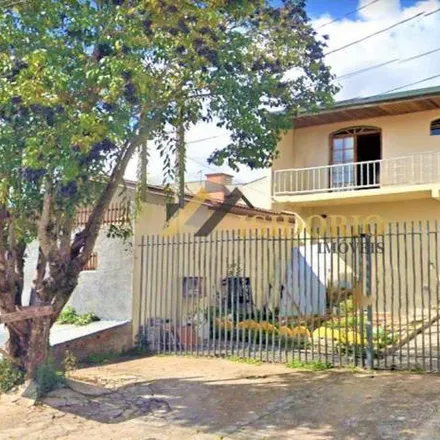 Buy this 3 bed house on Rua Helena Carvalho da Silva Corrêa 316 in Pinheirinho, Curitiba - PR