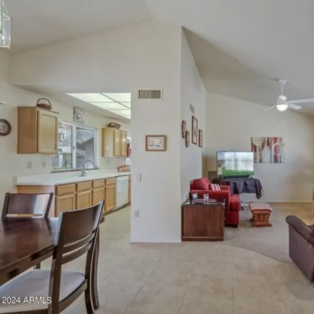 Image 5 - 14923 West Buttonwood Drive, Sun City West, AZ 85375, USA - House for sale