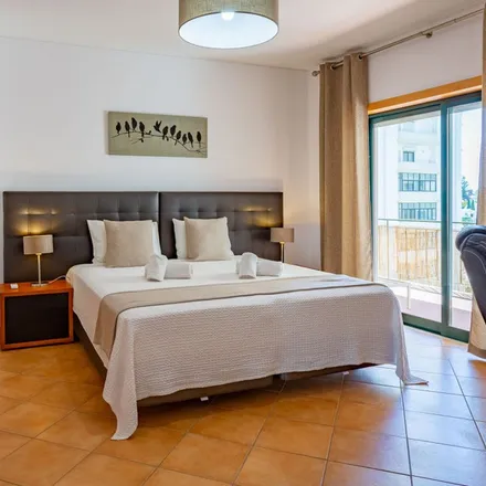 Image 5 - Vila Mourisca, 8400-450 Porches, Portugal - Apartment for rent