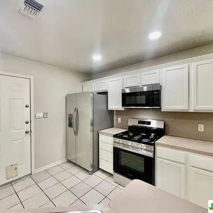 Image 2 - 1867 Pearce Court, San Marcos, TX 78666, USA - Apartment for rent