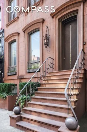 Image 5 - 120 East 19th Street, New York, NY 10003, USA - Townhouse for sale