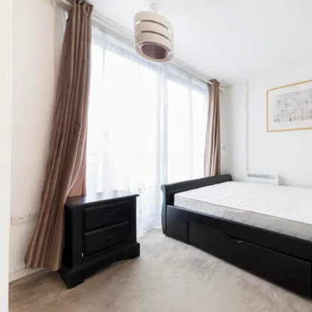 Image 5 - 8-10 Ratcliffe Cross Street, Ratcliffe, London, E1 0HY, United Kingdom - Room for rent