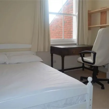 Rent this 4 bed apartment on The Rosebery in 20 Rosebery Avenue, London