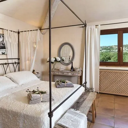Rent this 3 bed house on 07021 Alzachèna/Arzachena Gallura Nord-Est Sardegna