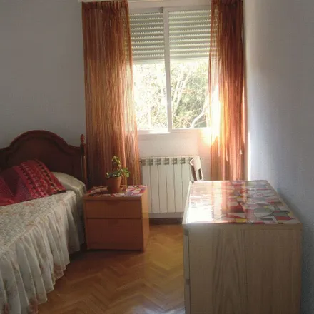 Rent this 1 bed apartment on Calle Puerto de Panticosa in 28038 Madrid, Spain