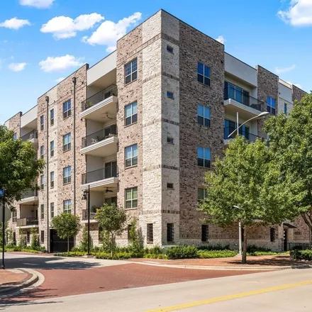 Buy this 3 bed condo on 15875 Spectrum Drive in Addison, TX 75001