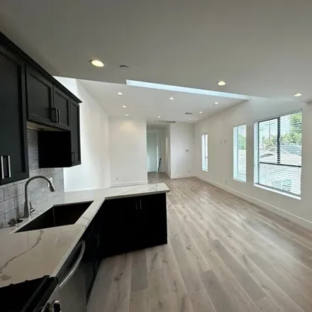 Image 6 - 3440 London Street, Los Angeles, CA 90026, USA - House for rent