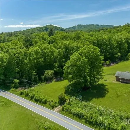 Image 6 - White Oak Gap Road, Buncombe County, NC 28803, USA - House for sale