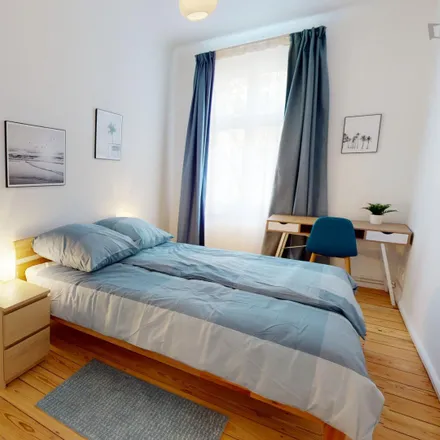 Rent this 2 bed apartment on Weisestraße 21 in 12049 Berlin, Germany