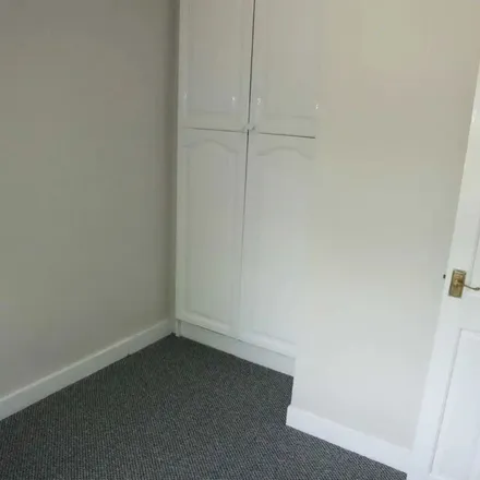 Image 1 - Joanmount Park, Belfast, BT14 6PN, United Kingdom - Duplex for rent