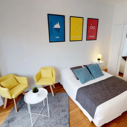 Rent this 5 bed room on 247 Rue de Vaugirard in 75015 Paris, France