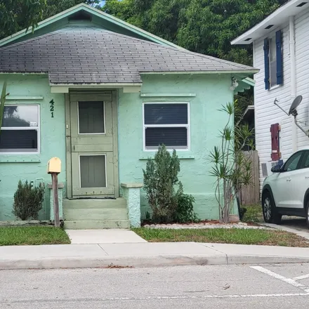 Buy this 1 bed house on 421 Southeast 4th Street in Boynton Beach, FL 33435