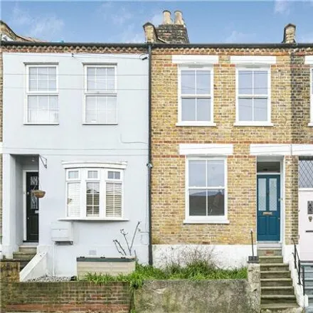 Buy this 2 bed townhouse on Borough Hill in London, CR0 4LP