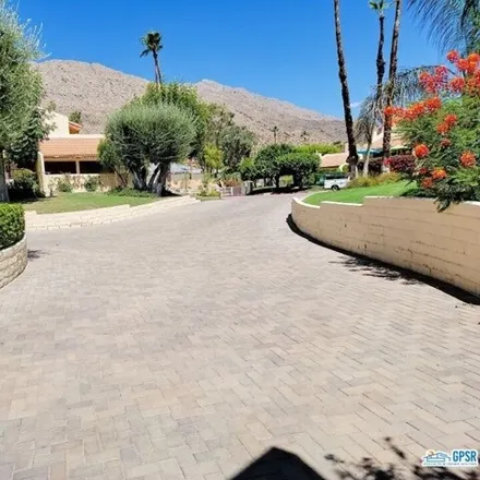 Image 2 - 2637 Sierra Madre Drive, Palm Springs, CA 92264, USA - Condo for rent