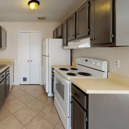 Rent this 2 bed apartment on #a,1004 Verde Drive in Villa Forest West, Bryan