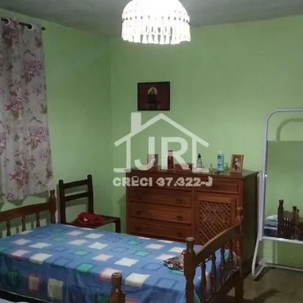 Buy this 3 bed house on Avenida Brigadeiro Faria Lima in Jardim Zaíra, Mauá - SP