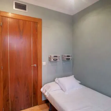 Rent this 3 bed apartment on Calle de Valderribas in 89-97, 28007 Madrid