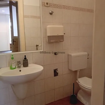 Rent this 2 bed apartment on DinDin Galéria in Budapest, Veres Pálné utca 5